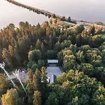 Na Vlne *
